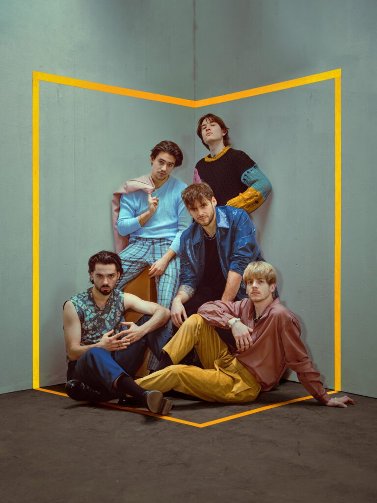 JO_naslovke0115_moody_highres_