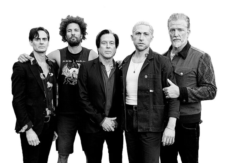 2025---QOTSA---PressShot_lores