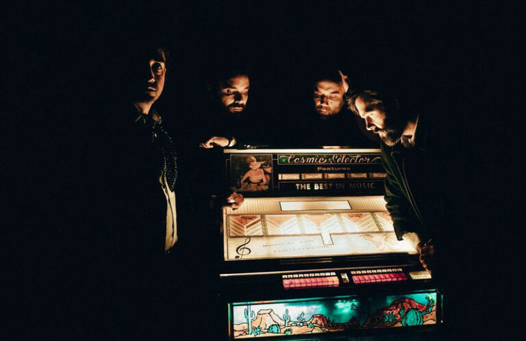 Press_Photo_-_Lord_Huron_-_2025